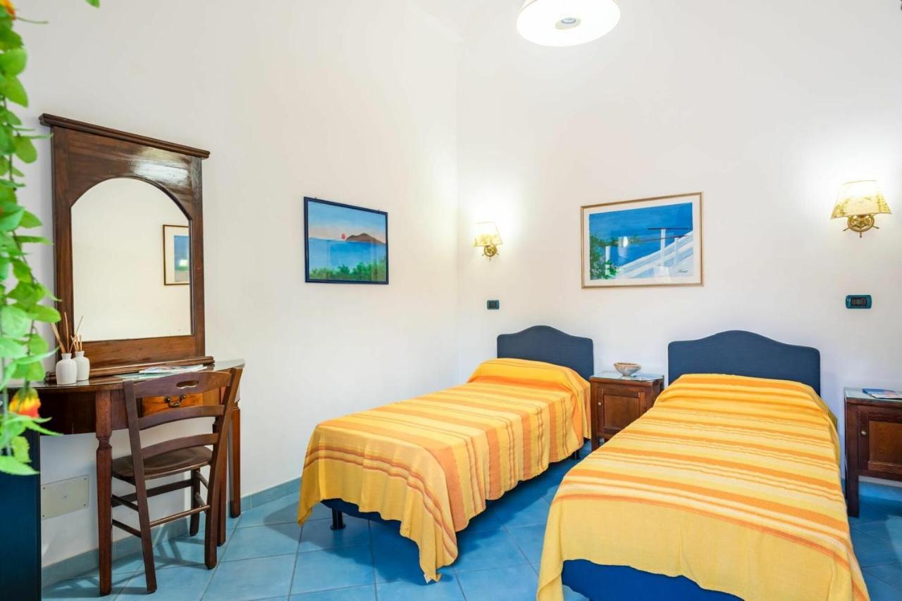 Casa Vacanza Artemis Lipari  Dış mekan fotoğraf