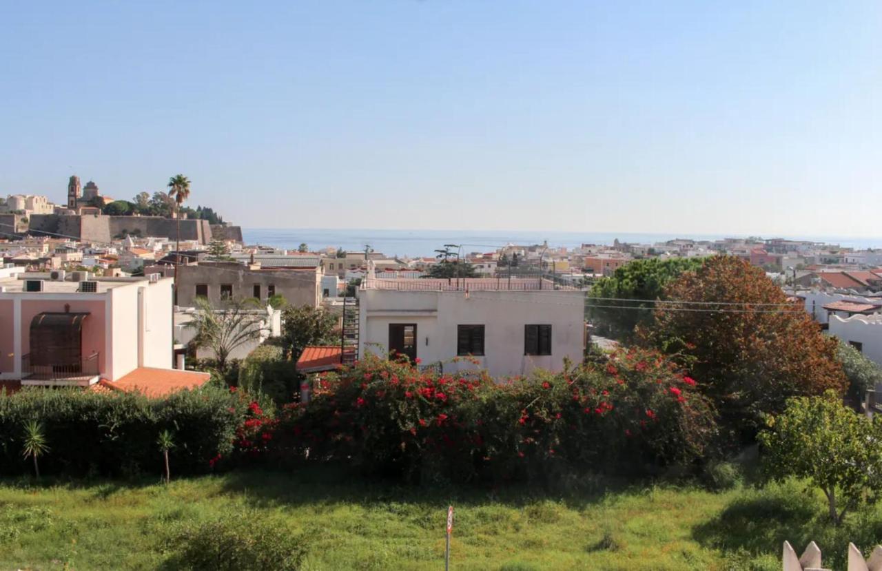 Casa Vacanza Artemis Lipari  Dış mekan fotoğraf